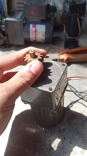 gear motor 6w 6rpm #gearmotor #industrialmachining #industrialequipment #electricmotor #industrialwork