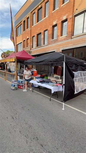 19K views · 148 reactions | The streets are starting to fill up with vendors in Downtown Williamstown for Marigold Day!!! It going to be a beautiful day today! Come out and enjoy - Parade starts at 10:00 am | Williamstown, Kentucky | Facebook