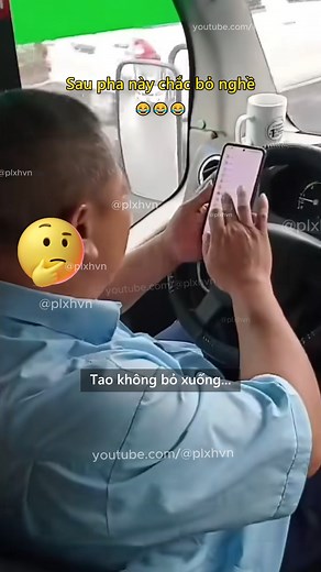 2.4M views · 37K reactions | Sau pha này chắc tài xế bỏ nghề  #giaothong #antoangiaothong #laixeantoan #luatgiaothong #xebuyt #plxhvn #phapluatxahoi | Tin Tức Online | Facebook
