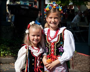 Polish Children's Songs - Kotki dwa lyrics