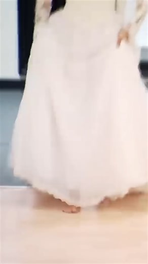 Bride Tries On Mums 80s Wedding Dress #sayyestothedressatlanta | Randy Fenoli Fans