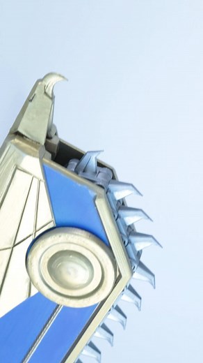 7.5K reactions · 1.1K shares | My chainblade is ready! DIY project for fdm 3d printing. Cosplay props and just for fun ) . . . . . . . . . #warhammer #40k #spacemarines #ultramarines #new40k #spacewolves #astartes #bloodangels #darkangels #cosplay #props #3dprinting #diy #diycrafts #wh40k #chainsword | Alex Geek Workshop | Facebook