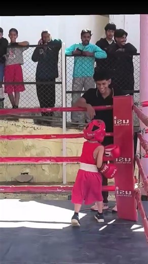 🔴🔵#kids #boxing#hardworkworks #boxingexercise #boxingworkout #boxingtraining #fighter #sports #boxer