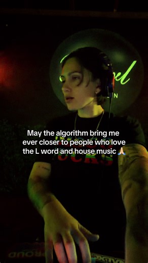 Embrace the Algorithm's Power in House Music