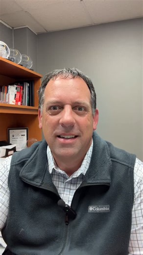 🚨 Let’s Talk About Facebook Referrals (and why they’re not all created equal) We’ve all seen it — someone hops into a Facebook group and asks, “Who knows a good painter? Roofer? Plumber?” And suddenly 87 people chime in with names, cousins, neighbors, and that one guy who “did a great job back in 2014.” Sounds helpful… until something goes sideways. Here’s the truth no one says out loud: If the random recommendation you pick doesn’t show up, overcharges you, or botches the job… the person who r