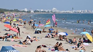 Qui est le pilote de l’avion avec la banderole demandant la destitution d’Emmanuel Macron?
