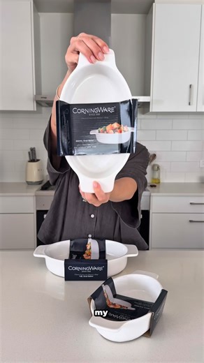 Lexi | The Mum Budget on Instagram: "Sunday night dinners feel extra special with the CorningWare Oval Baker — one dish, oven to table, and it looks gorgeous doing it. @corningwareaustralia @closercommunications @woolworths_au #corningwareAU #corningwareAustralia Recipe for Lasagna Meat sauce- 1/2 onion 1 tsp mince garlic 2 tomatoes 500g beef mince 1/2 tin tomato soup White sauce- 1/2 tub cottage cheese 500g milk 50g butter 40g plain flour 1/2 tsp salt Fresh lasagna sheets Apple Crumble Base- 3 