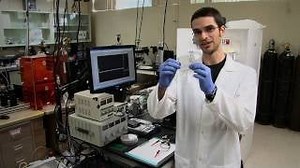 Stanford Develops Nanotube-Infused Artificial Skin for Robots and People Alike