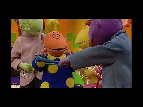 Jake got upset over broken trumpet | Tweenies (2000)