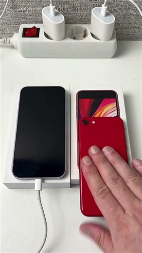 "iPhone 14 vs iPhone SE 2 🍎 — Which Is Faster?"#shorts