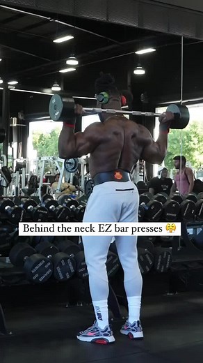 Traps and Delts Workout for Bodybuilders