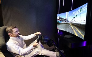 LG to Showcase Game Changing Bendable OLED Display at CES 2021