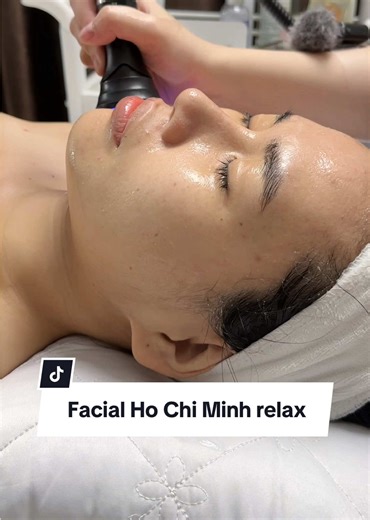 Relaxing Facial Treatment in Ho Chi Minh City