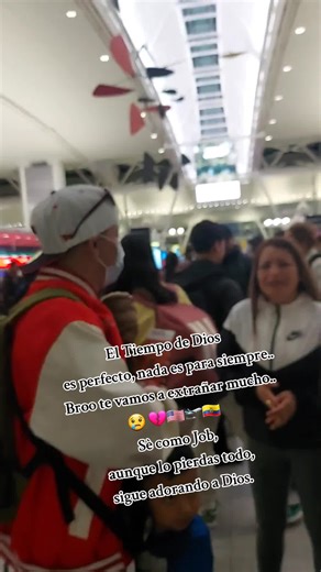 Emotional Airport Reunions: The Joy of Coming Together