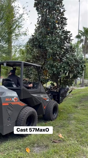 Cast Loaders MAXO is a power house! 57 HP Kohler Diesel Engine, High Flow, Telescopic Boom, and dual speed! Get Outta Here if you think your crew can outwork this machine! #castloaders #loader #treeservice #compactequipment #highflow | TNE Distributing