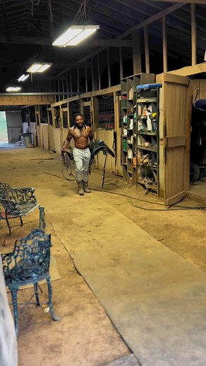 Young man with an old soul … they don’t make em like that anymore #fyp #mysterhorseman #horseman #face #man #contentcreator #influencer #blues #mississippi #southerMan #youngMan #lifehacks #barn #barnlife # | Tre Davis