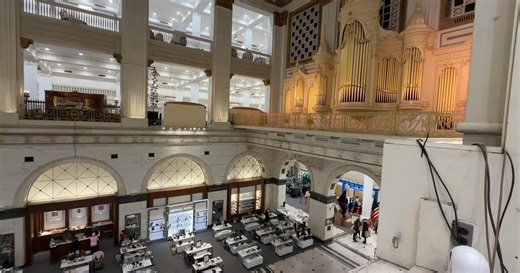 Philadelphia civic leaders unveil plans to "Save the Light Show" at Wanamaker Building