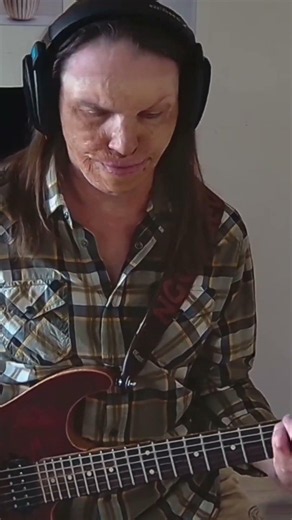 RAINBOW _MAN ON THE SILVER MOUNTAIN cover short #rainbow #dio #cover #николайгвоздев #guitar #shorts