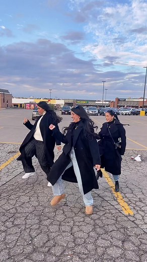 Pakistani Dance Partners Showcase Incredible Moves