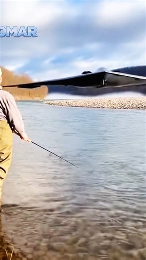 Supersonic B-2 Spirit demonstrates extreme top speed, as a powerful shockwave spreads outward and sends giant waves racing across the river. 🌊🚀 #viralvideo #navy #supersonic #shockwave #airpower #extremespeed #TheMilitaryInsight | The Military Insight