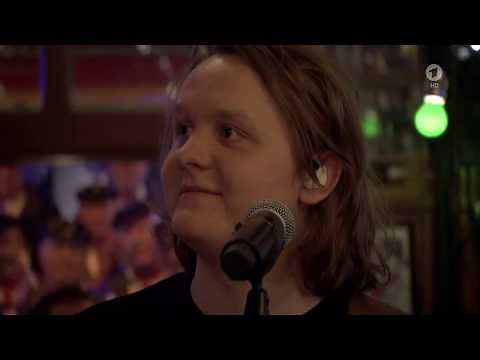 Lewis Capaldi - Fade (Inas Nacht - 2018-06-09)