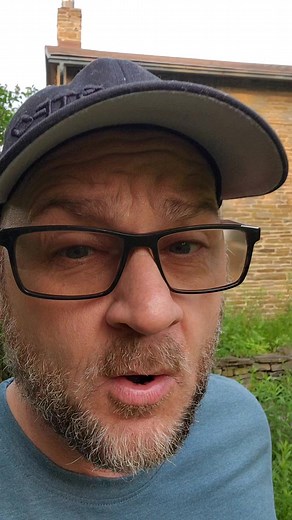 3.3K views · 147 reactions | I know you love my 1 minute Abandoned house tours! See the whole video here: https://youtu.be/dyyBaL06gjY | Freaktography | Facebook