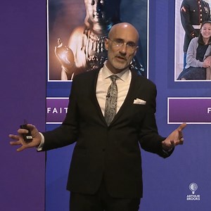 Do you have real friends? Or do you have deal friends? Here's why it can feel so lonely at the top for strivers. Want more exclusive video clips like this one? Become a member of "The Art and Science of Happiness", and start your journey toward greater happiness today: https://scienceofhappier.pulse.ly/qfx5lq3hkq | Arthur Brooks