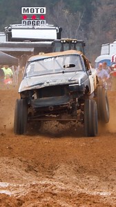 1989 Ford Flareside Mud Truck at Twitty's #mudding #thankful | Moto Doggo