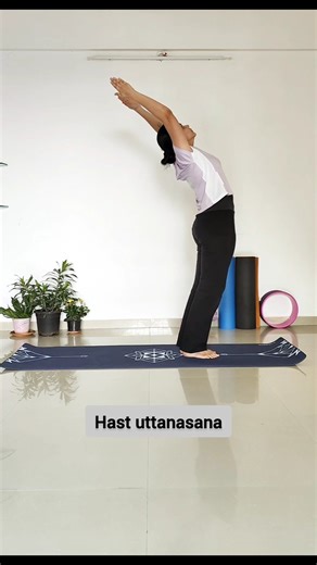 Surya Namaskar for Beginners 🌞| 12 Steps sun salutations|Morning Yoga #shorts #yoga #shortvideo