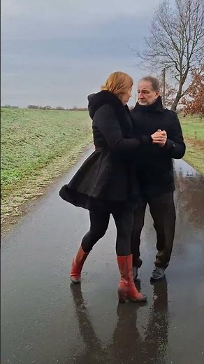 Zapatos Rotos (Enrique Rodríguez · Armando Moreno)- Martin & Melanie #valentinesday #tangofox