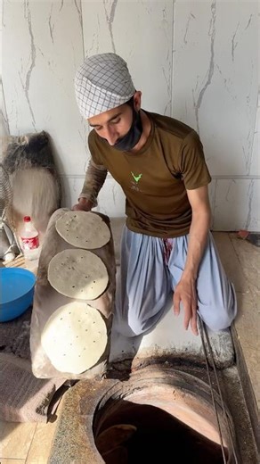 Traditional way of making a maize bread 😋 #food #bread #corn #fyp