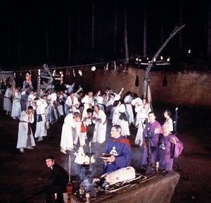 The Devil Rides Out (1968) | ČSFD.cz