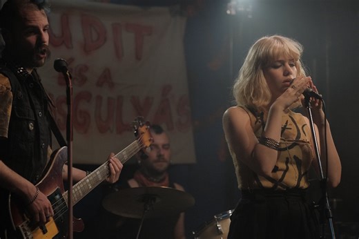 The Informant (2022) | Facts - Facts | ČSFD.cz