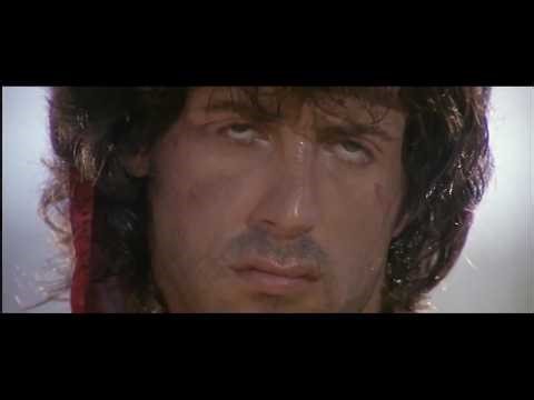 Escena Cumbre Rambo: Estrena sus famosas Flechas Explosivas
