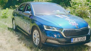 Ce se întâmplă când frumusețea modelului Škoda Octavia întâlnește magia dansului? 🕺 Începe cea de-a patra ediție Octavia Challenge, de data aceasta în pași de dans.😍 Sunteți pregătiți de #OctaviaDanceChallenge?✨ #skoda #skodaromania #octaviadancechallenge #ComingUpNext | Škoda