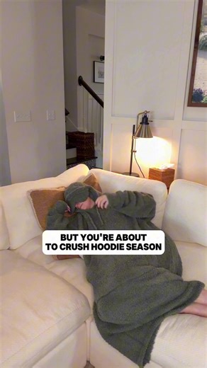 Meet the Premier Plush™ Hoodie 💥 The perfect blend of cozy and soft, yet lightweight and breathable. Packed with features for next-level comfort: ✅ Hood with built-in eye mask ✅ Extra-large kangaroo pouch ✅ Sleeves with thumb holes Upgrade your lounge game now. | Big Blanket Co