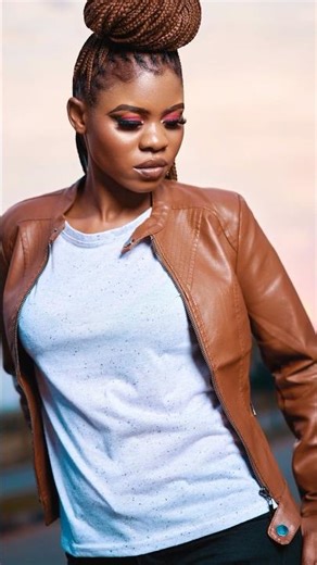 Speedlight Photography | How to Shoot Amazing Portraits Using One Light #shorts