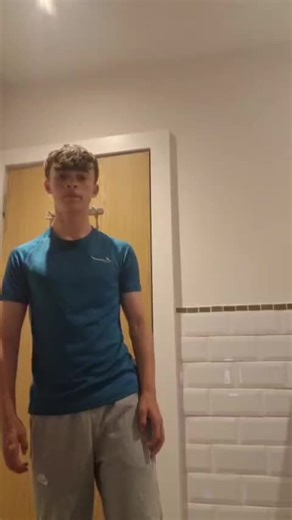 Sparks Cover by Coldplay - Engaging Music Performance