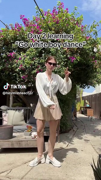 Learn to Dance with HeyMissTeacher!