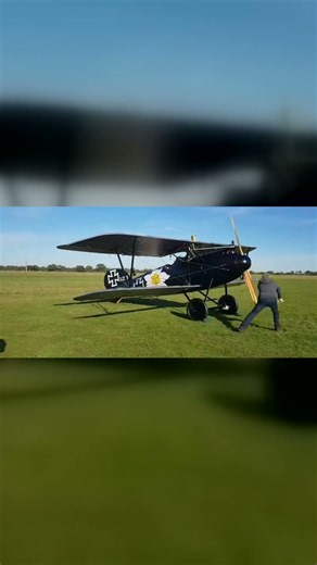 Starting a WW1 Albatros by Hand