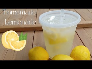 How to Make Homemade Lemonade Using Real Lemons