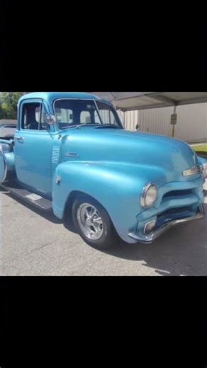 Old truck spotted at work a while back. Forgot I even had this video. Quite the unit!