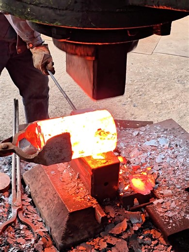 Explore the Forging Process in a Manufacturing Factory
