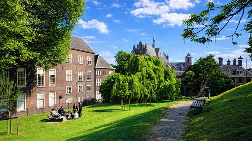 Leiden Netherlands peaceful walk in a historic Dutch city (4K)