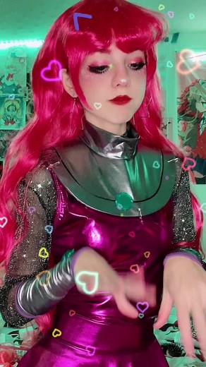 Cosplay Transformation into Starfire from Teen Titans | DC Makeup and Wig Styling