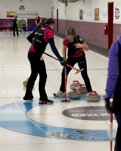Erin Holt on Instagram: "Bunny hop! 🐰 #curlingsweep"
