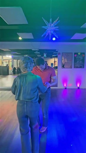 Country Two-Step: the ultimate crowd-pleaser 🤠🔥