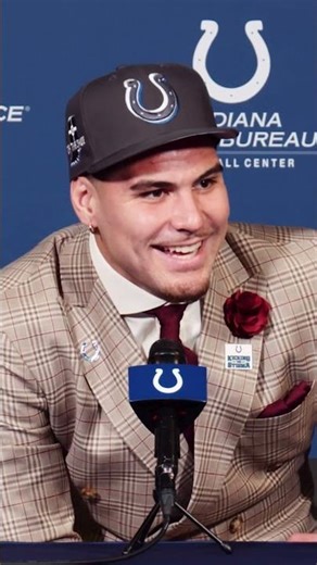 Latu's introductory press conference. 🤣 #indianapoliscolts #nfldraft #nfl