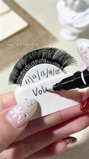 Practice with me as a beginner lash tech 🙌