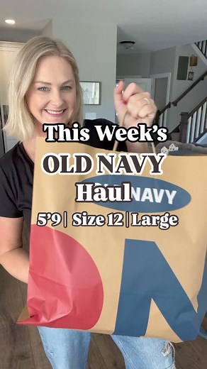 Comment ▶️ HAUL below and we’ll get you all the details!! #oldnavyfashion #oldnavyhaul | High Heels & Cartwheels: Fashion & Lifestyle